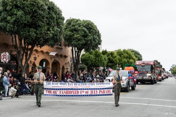 4th Of July Parade Opening Banner 2017